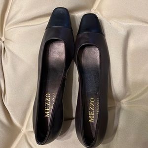 Mezzo by Vaneli Size 10N
